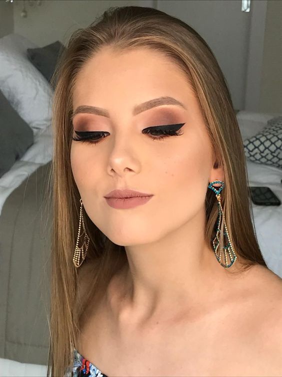 Delikatny makijaż na lato 2019